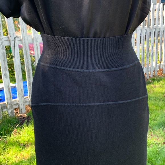 Wolford Black Knit Pencil Skirt - Picture 8 of 11